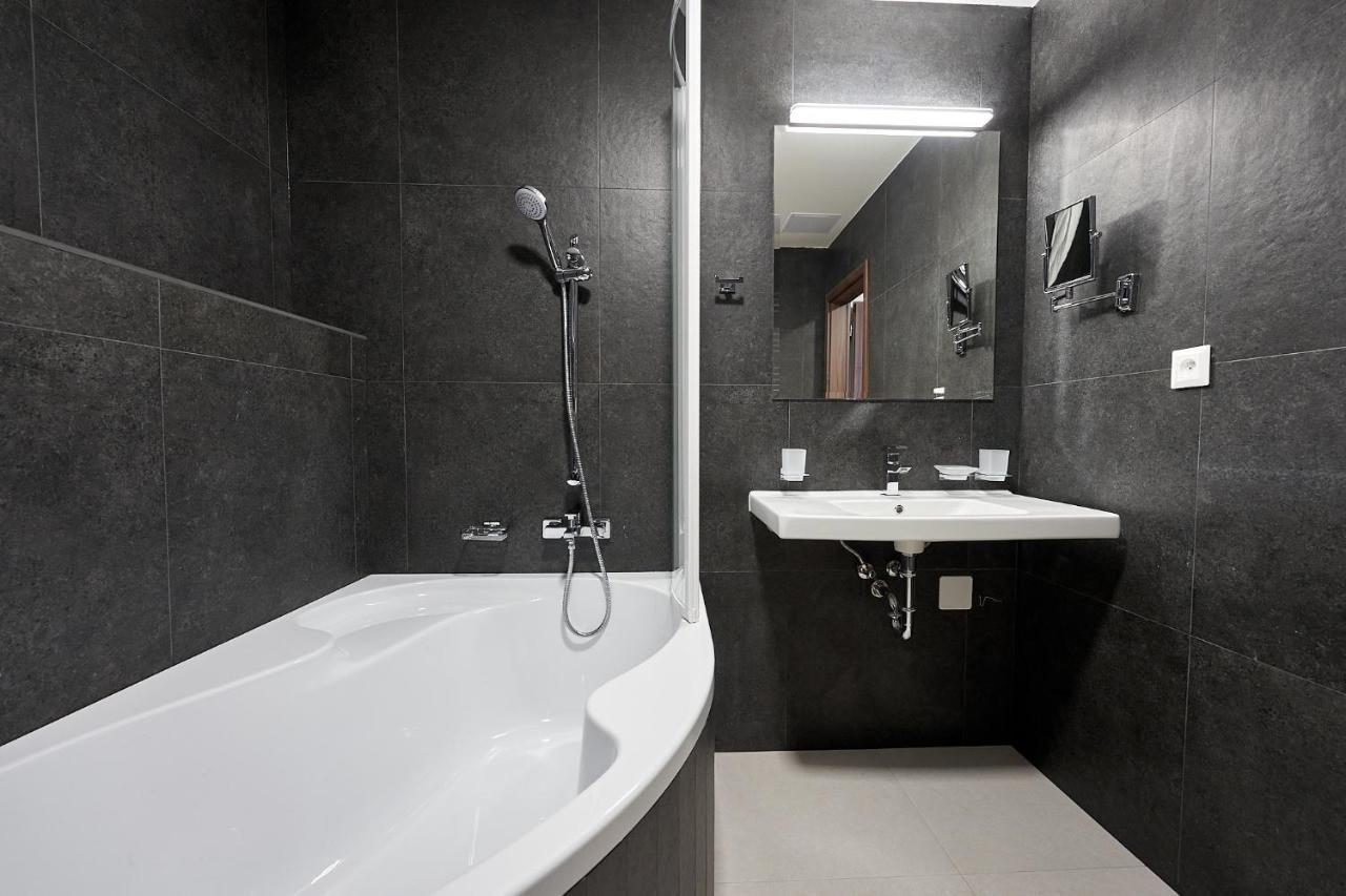 Wellness Hotel Queens Marianske Lazne Luaran gambar