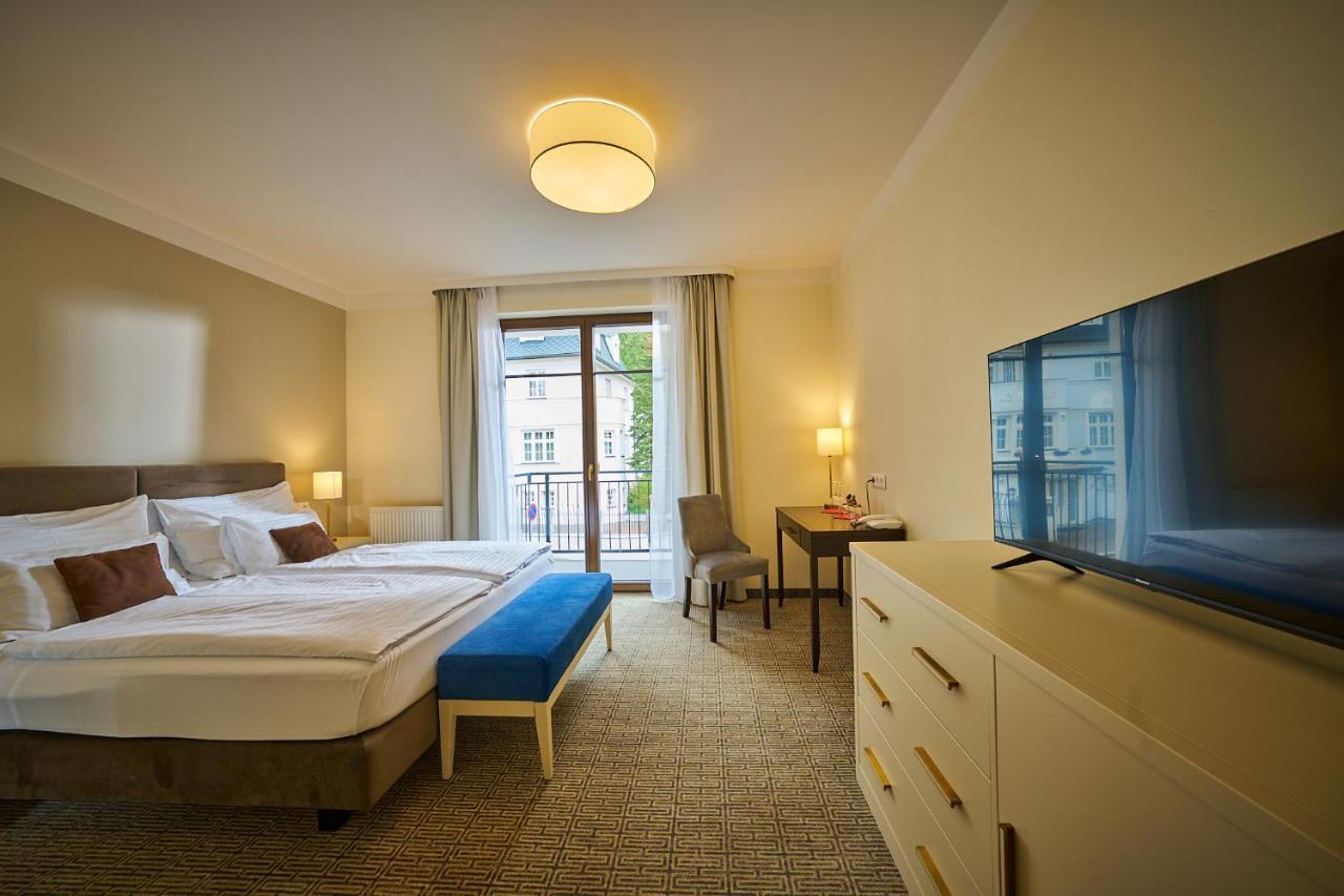 Wellness Hotel Queens Marianske Lazne Luaran gambar