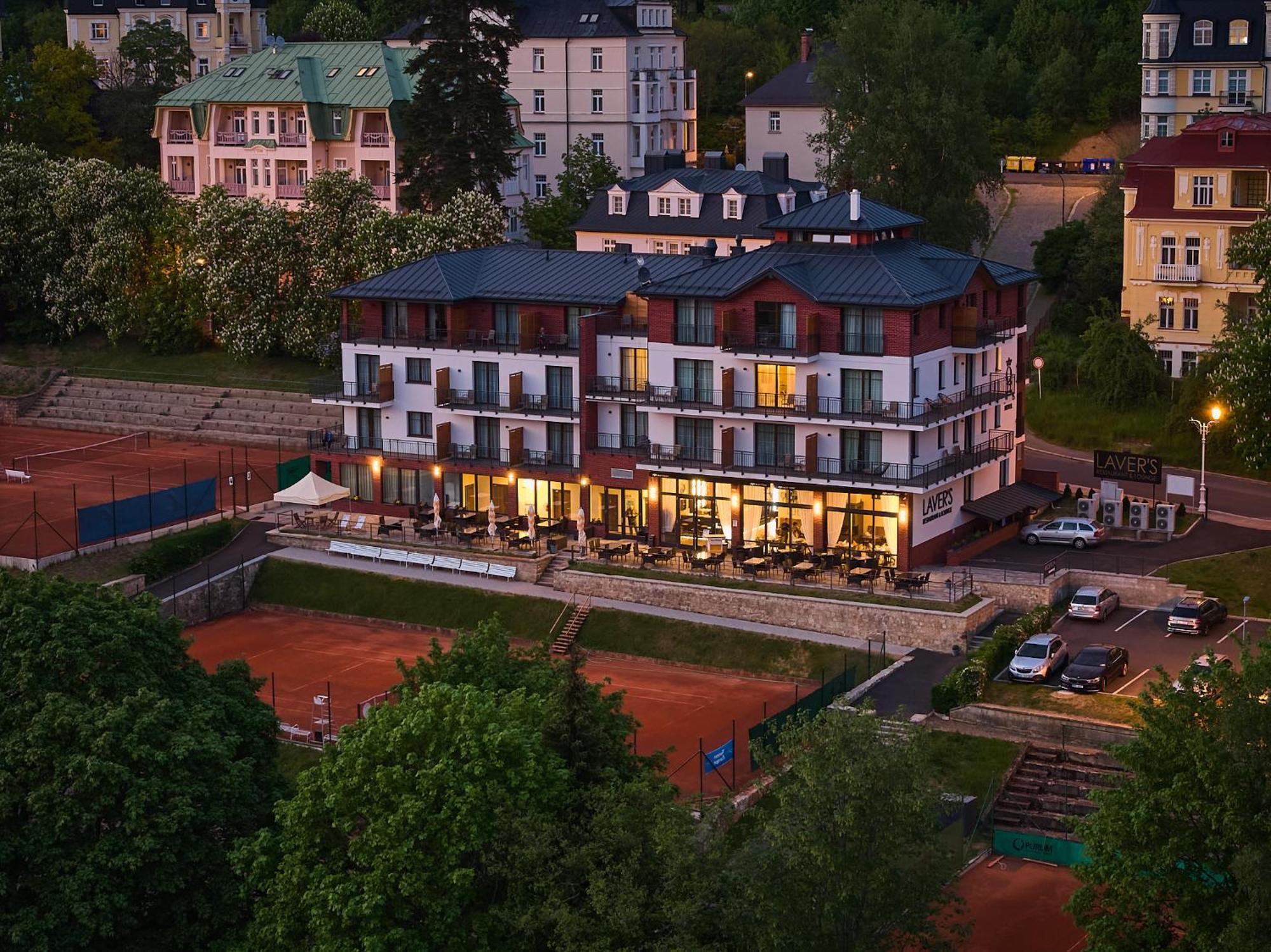Wellness Hotel Queens Marianske Lazne Luaran gambar