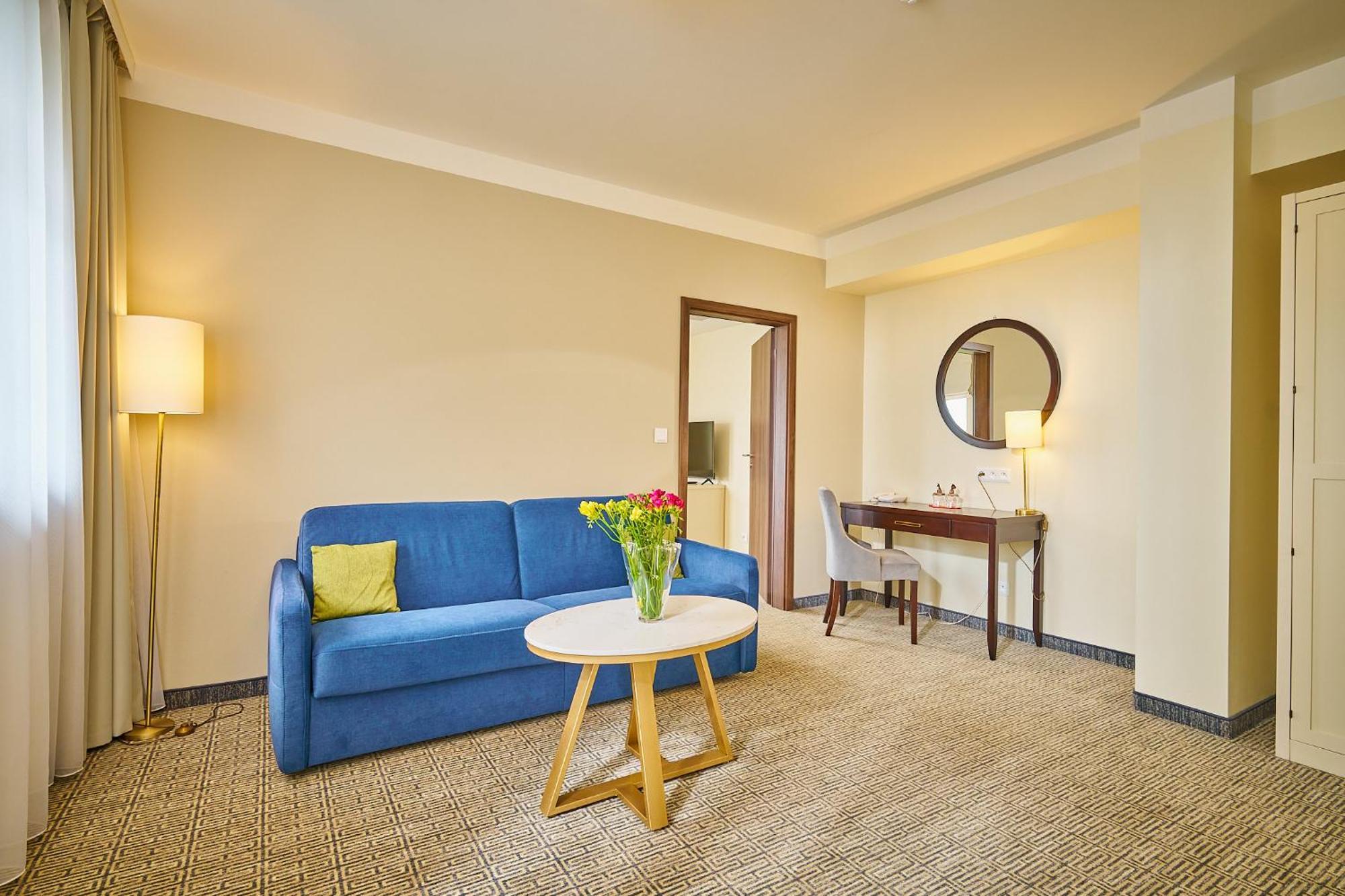 Wellness Hotel Queens Marianske Lazne Luaran gambar