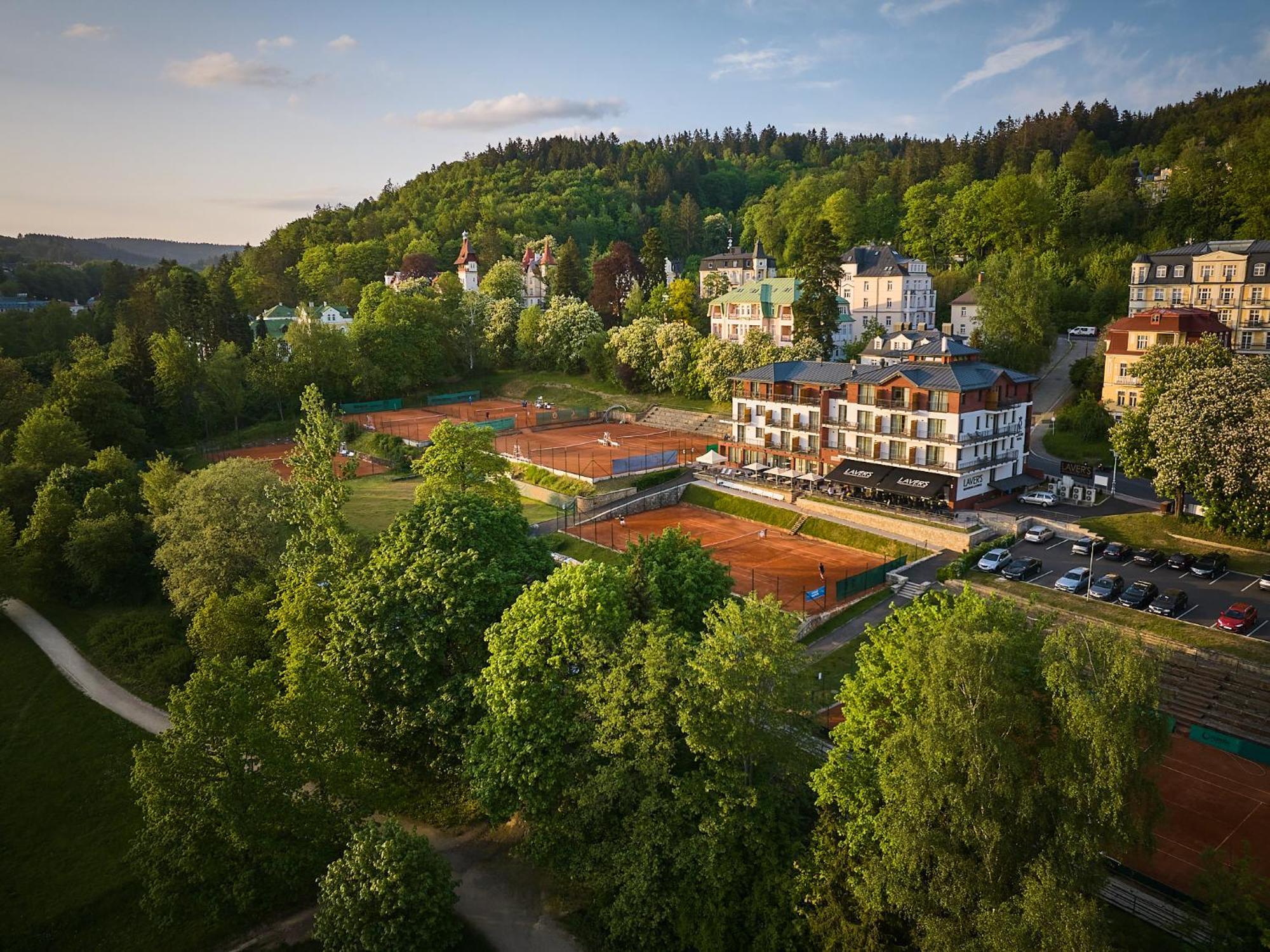 Wellness Hotel Queens Marianske Lazne Luaran gambar